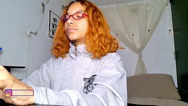 rubi star online show from April 8, 11:18 pm