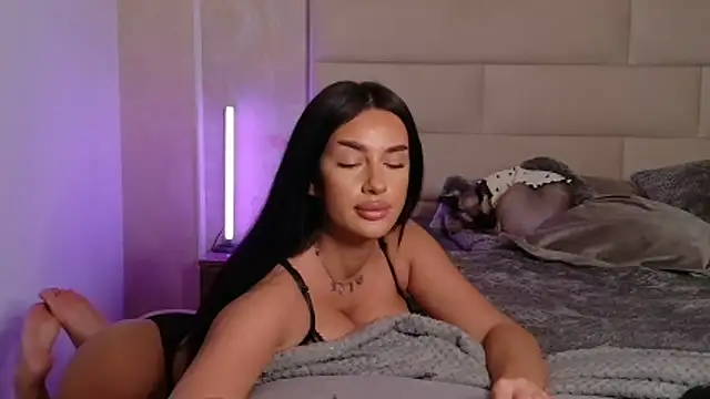 LuanaDess online show from January 15, 12:05 am