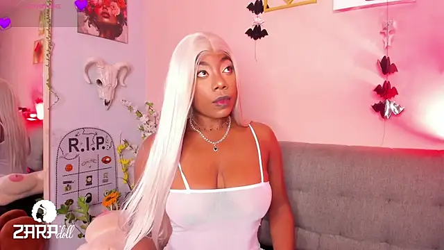 zaraadoll online show from November 7, 2:44 pm