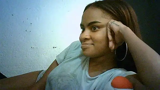 Snapshot of Bellabeltrann chatting on September 13, 4:09 am Bellabeltrann online show from September 13, 4:09 am