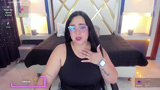 Sofiia davis23 online show from April 17, 1:57 pm