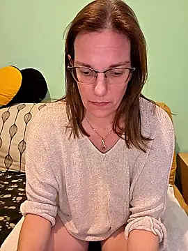 SpiceLea online show from January 9, 4:11 pm