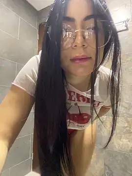 Mia 222 online show from March 7, 11:28 am