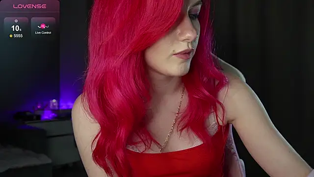 joyhannahh online show from October 31, 6:45 pm