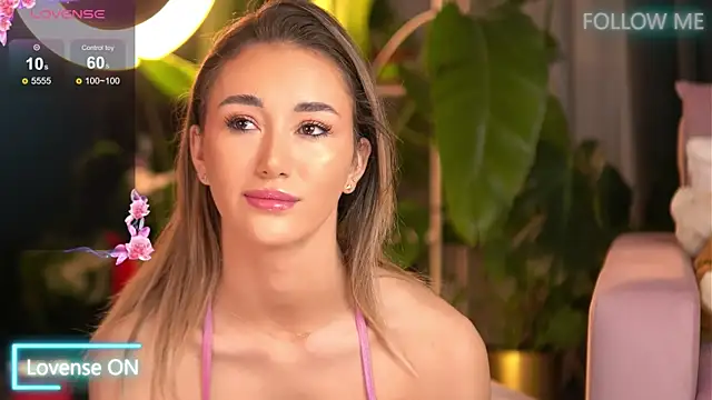 EmilyRaymont online show from December 20, 3:10 am