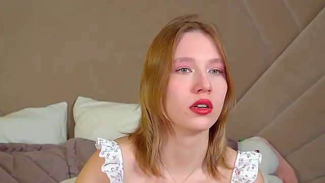 LiliLinn online show from January 16, 4:52 am