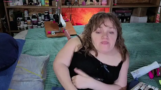 MiniNatalie online show from November 11, 7:04 am