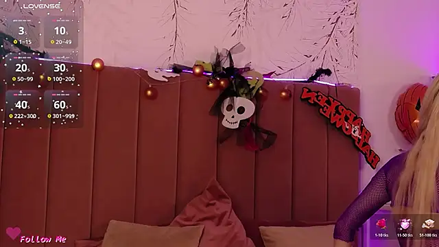 PinkySparks online show from October 28, 8:03 pm