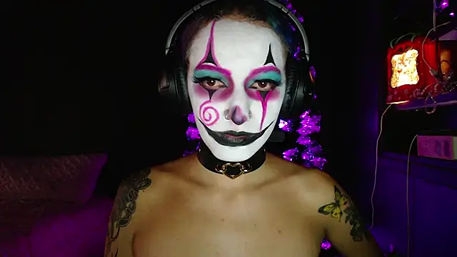 Eloise-brown online show from December 4, 7:36 pm