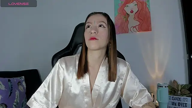 roxanne jones1 online show from April 17, 8:33 pm