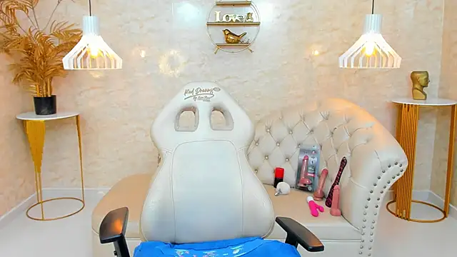 LYA SWEETX online show from February 5, 4:04 am