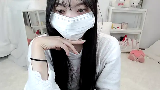 momo room online show from April 19, 12:16 pm