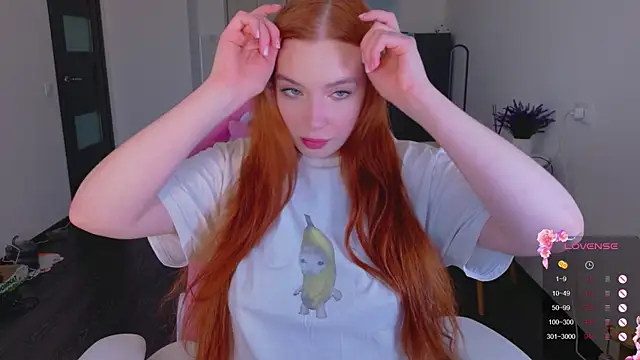 cinnabon girls online show from April 16, 4:39 pm