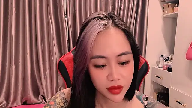 witch-39 online show from February 13, 2:51 pm