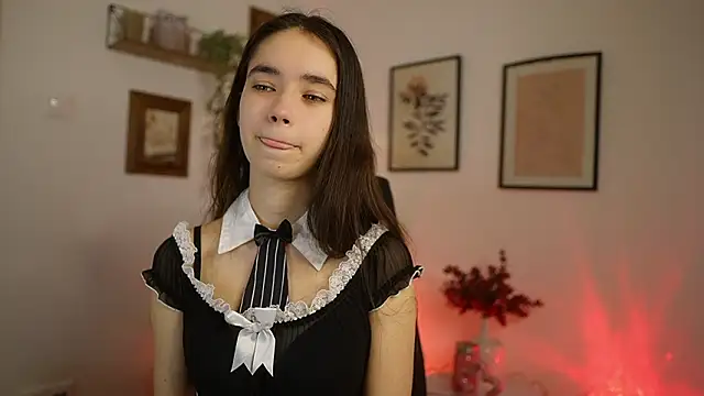 Gia Paige18 online show from March 5, 7:20 pm