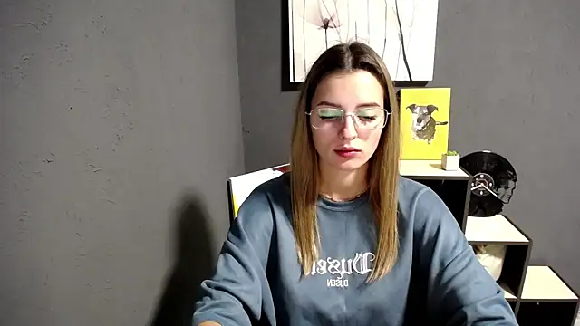 lady olivia  online show from September 11, 1:11 pm