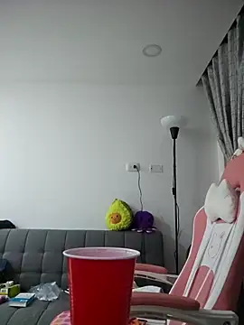 azumiichan online show from December 18, 2:49 am