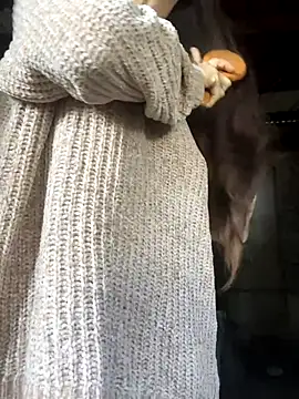 amy gata online show from November 26, 9:10 am