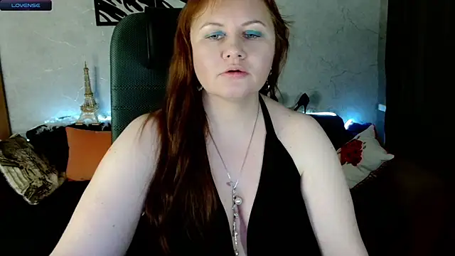 Nikki March online show from November 11, 3:42 pm