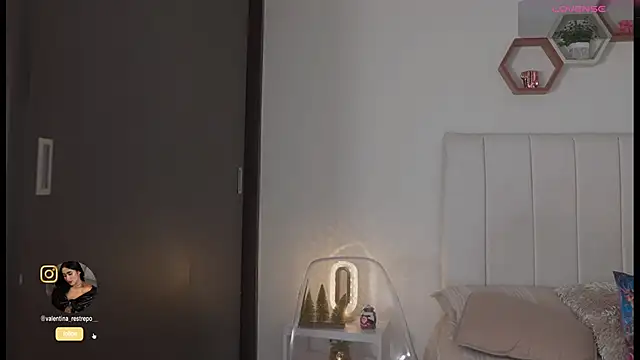 Madison evans1 online show from November 26, 5:08 am