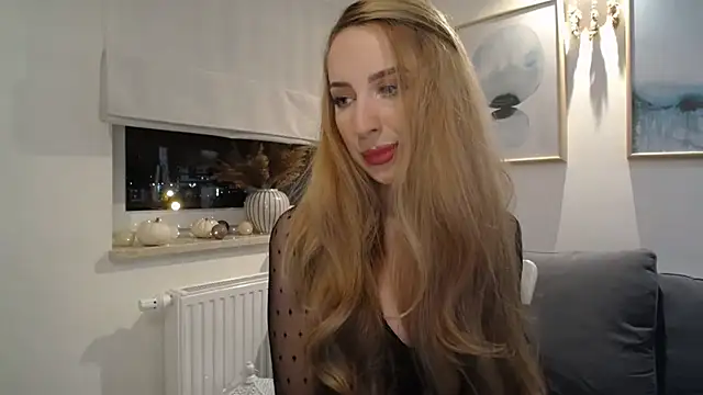 JulietteDiamond online show from October 27, 4:13 pm