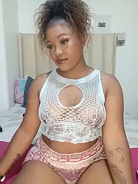 charmainexxx online show from May 16, 9:58 pm