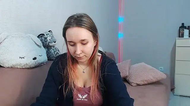 lovely hayley online show from February 13, 11:17 pm