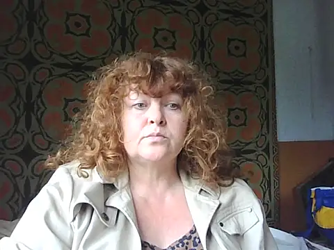 Snapshot of RoseRed69 chatting on September 12, 6:35 am RoseRed69 online show from September 12, 6:35 am