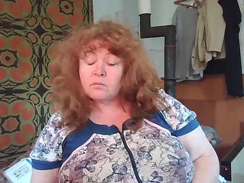 Snapshot of RoseRed69 chatting on September 24, 9:52 am RoseRed69 online show from September 24, 9:52 am