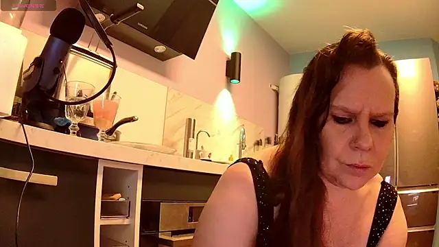 Endrocleia online show from January 15, 1:00 am