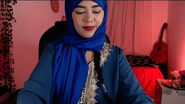 azzahara069 online show from June 7, 12:50 am