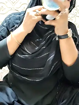 Indian-Nazia online show from November 26, 4:41 pm