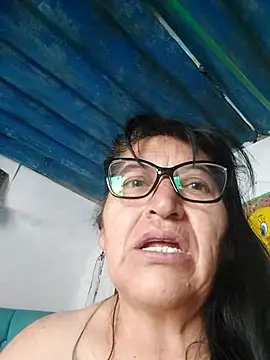 clarita 01 online show from March 6, 3:07 pm