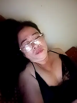 Sexy-asslove90 online show from October 3, 8:58 pm