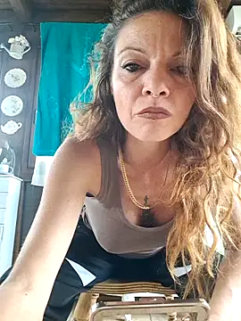 vampvanna23 online show from September 9, 1:11 pm