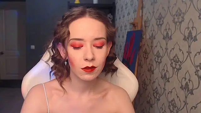 FascinatingEyess online show from May 21, 7:56 pm