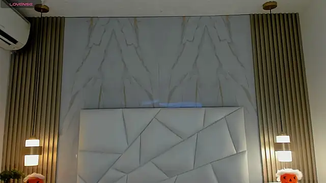 belacampbell online show from October 4, 5:35 am