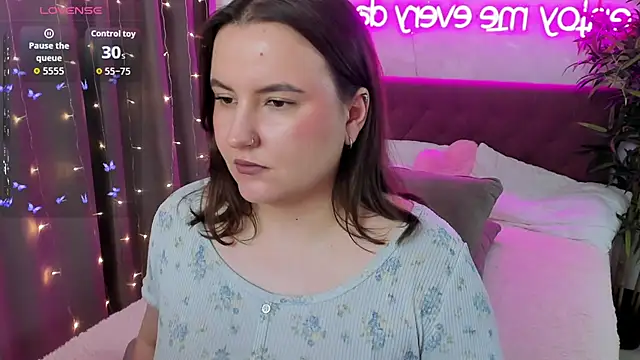 FeralPeach online show from February 27, 7:30 am