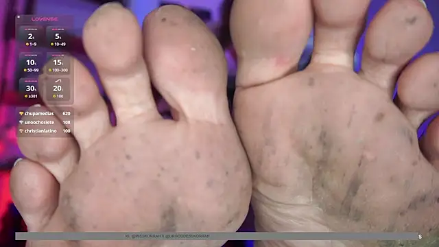 Littlegoddessx online show from April 14, 2:22 am