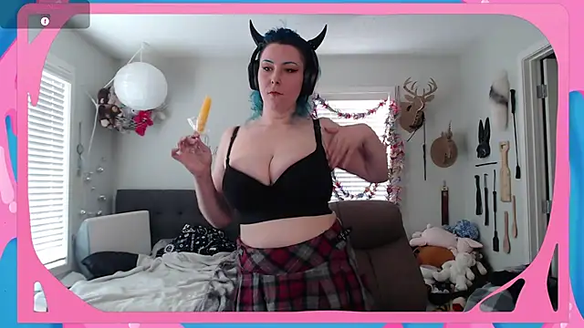 CirqueNoirBlu online show from May 29, 2:09 am