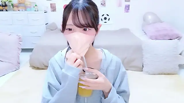 Suzu ch xx online show from July 9, 4:53 pm