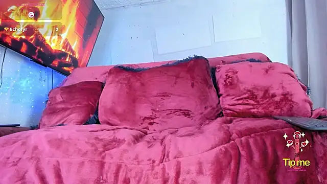 Mracialatina online show from February 16, 6:08 pm