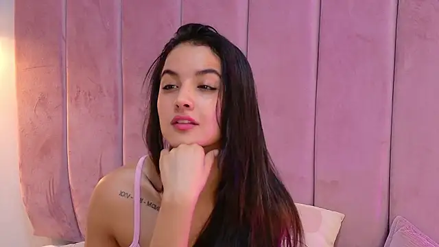 LeenaBrown online show from June 4, 2:43 pm