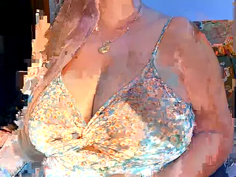 Aishwarya 101  online show from November 3, 6:01 pm