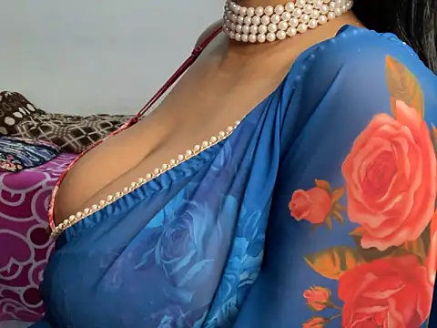 Aishwarya 101  online show from November 28, 7:39 pm