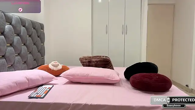 Unique-Beauty online show from June 5, 6:03 pm