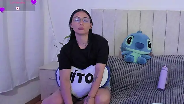 anny roberts online show from December 15, 11:10 pm