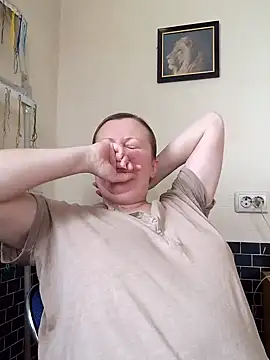 blondyaguar online show from December 19, 8:28 am