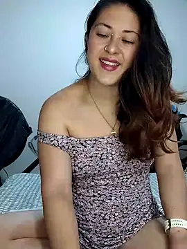 LisbethMoore  online show from March 18, 2:44 pm