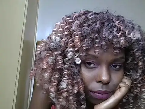 naughty ebony-queen online show from May 20, 3:09 pm